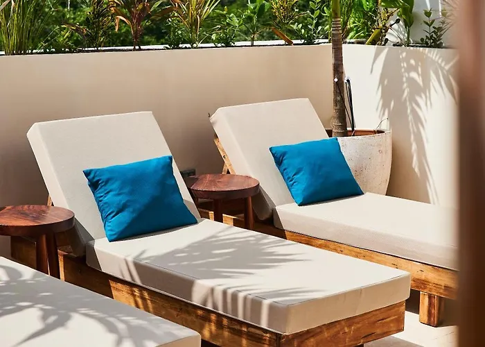 Spacious & Comfy Penthouse Oasis With Plunge Pool *